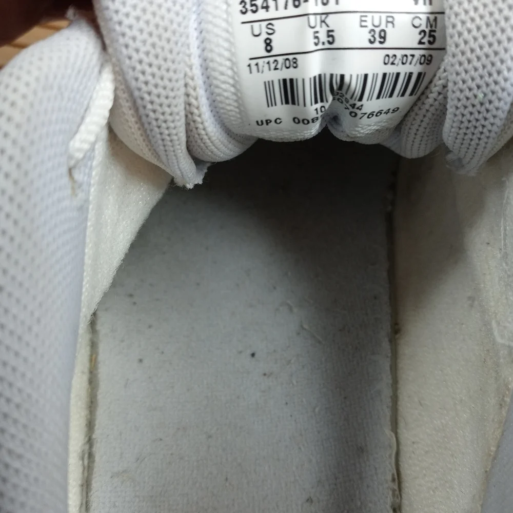 Nike Air Miller Retro Womens Size 8 White Leather Comfort Walking Sneakers. A3pm